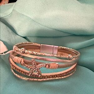 Periwinkle by Barlow Mint and Cream Multi-Strand Starfish Bracelet